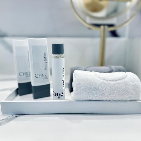 Chez Hotel Арлингтън Хайтс Екстериор снимка